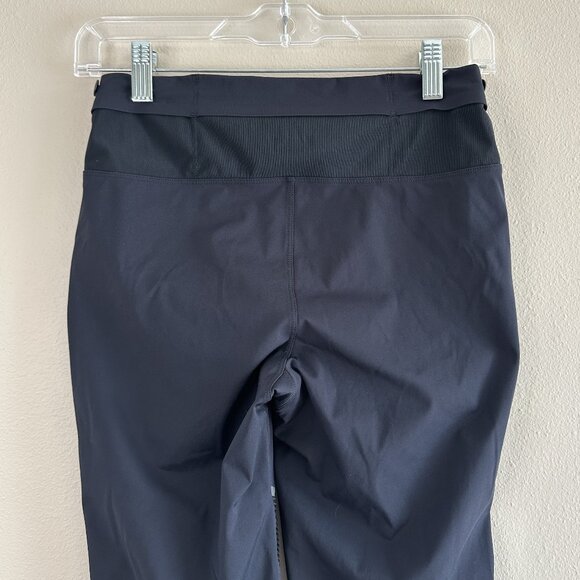 On Run on Clouds Black Leggings Tights Long - Picture 7 of 9